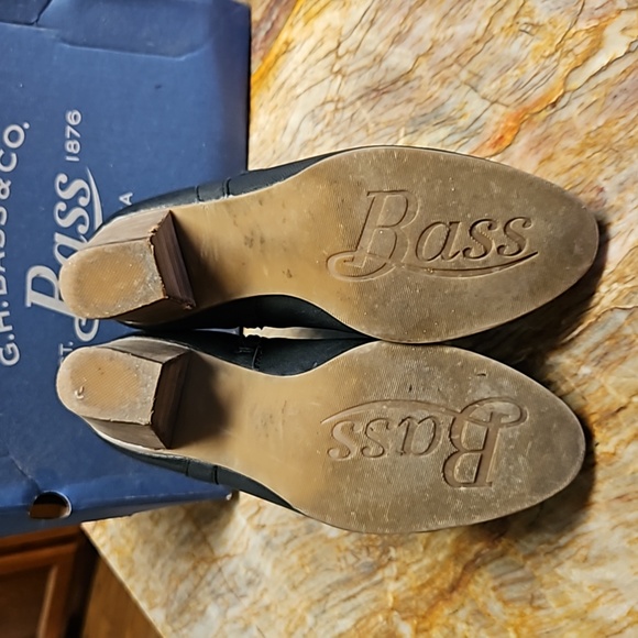 BASS Shiloh Black Leather Ankle Boot - 9 - Picture 5 of 6